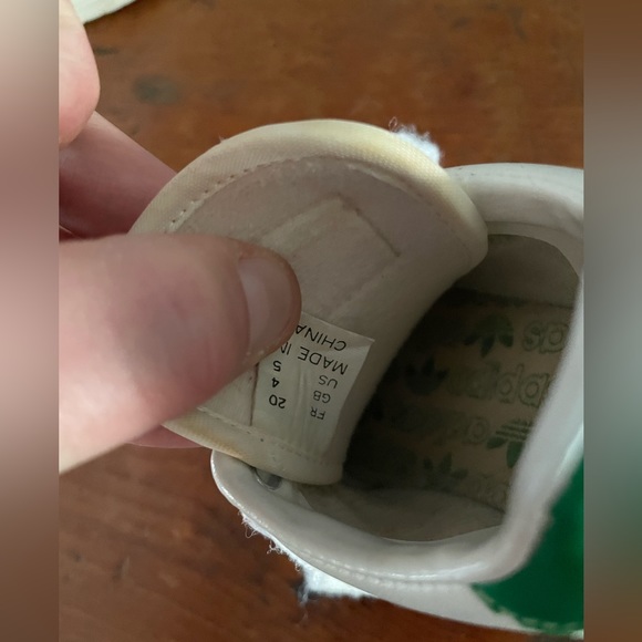 SUPER CUTE VINTAGE BABY/TODDLER ADIDAS STAN SMITH SHOES WHITE & GREEN SIZE 5 BOX - Picture 13 of 16